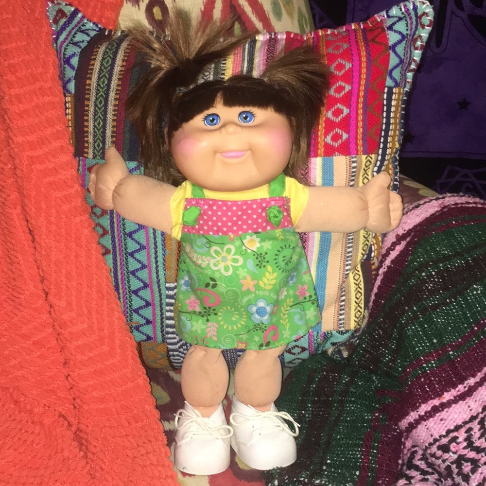 Cabbage patch kid